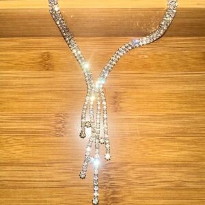 Elegant Silver Rhinestone Crystal Necklace